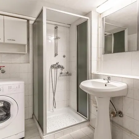 With A Parking Space Apartment Mali Losinj
