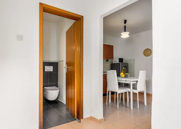 With A Parking Space Apartment Mali Losinj